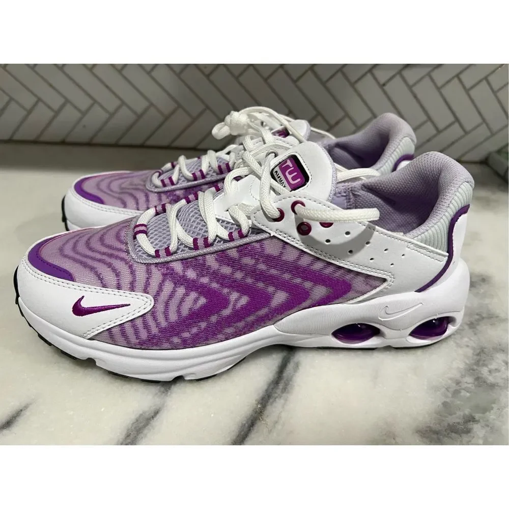 Nike Air Max Tw GS Running Trainers Dq0296-101 US Youth 7/ Women’s Size 8.5